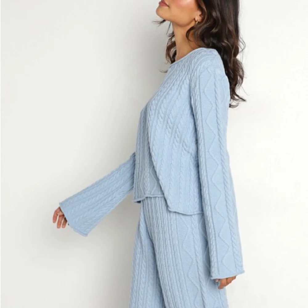 Callahan | Cassidy Cable Knit Sweater in Sky Blue Small
